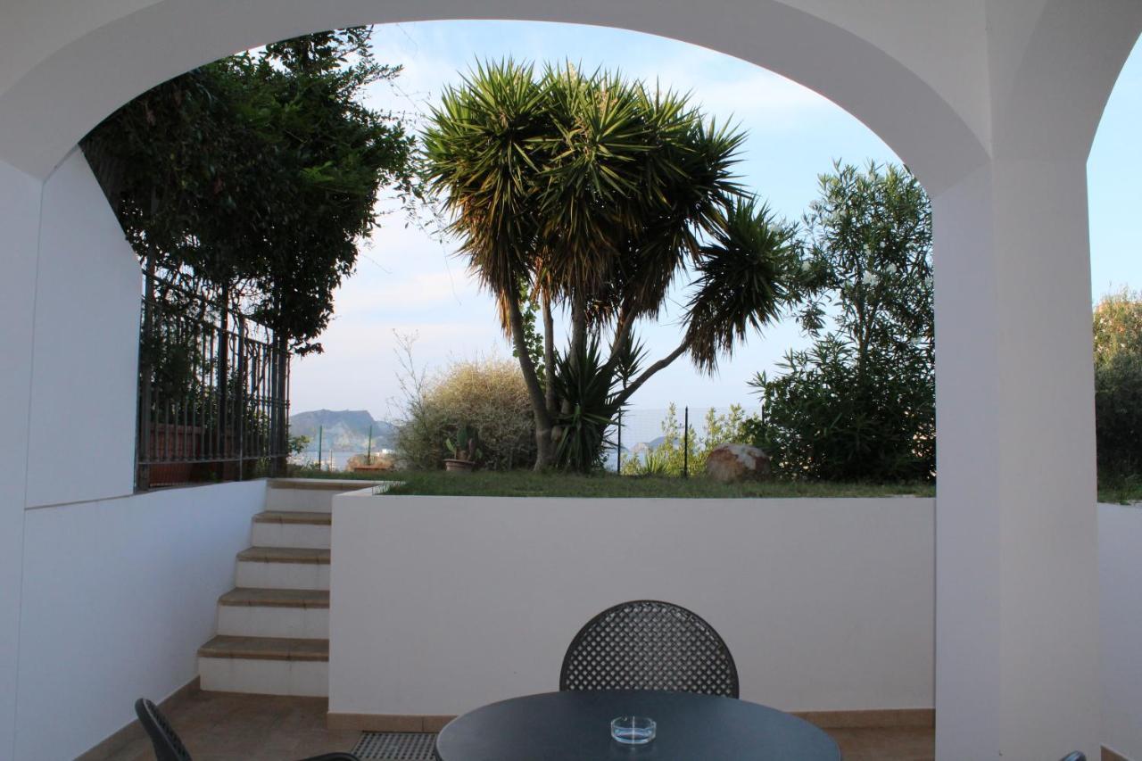 Agenzia Isotur Villa Olimpia Ponza Exterior photo